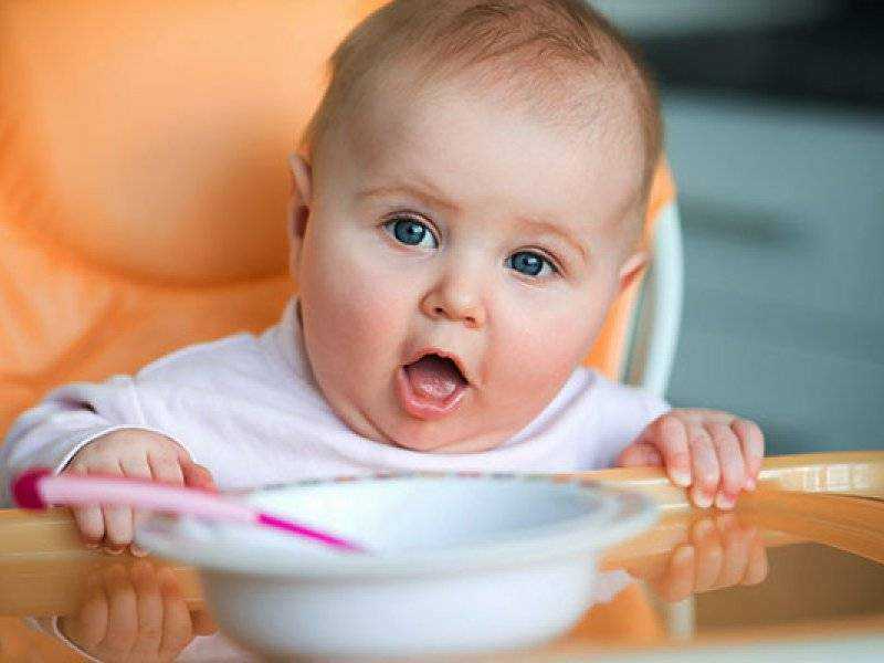 питание детей первого месяца жизни